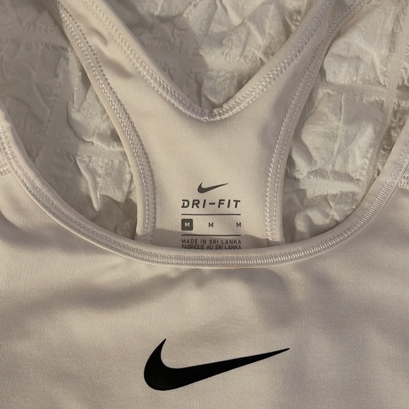 Nike Sports bra - Picture 3 of 5